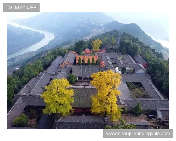 云顶山景区攻略:景点介绍、交通指南及最佳拍照点推荐 云顶山景区攻略:景点介绍、交通指南及最佳拍照点推荐